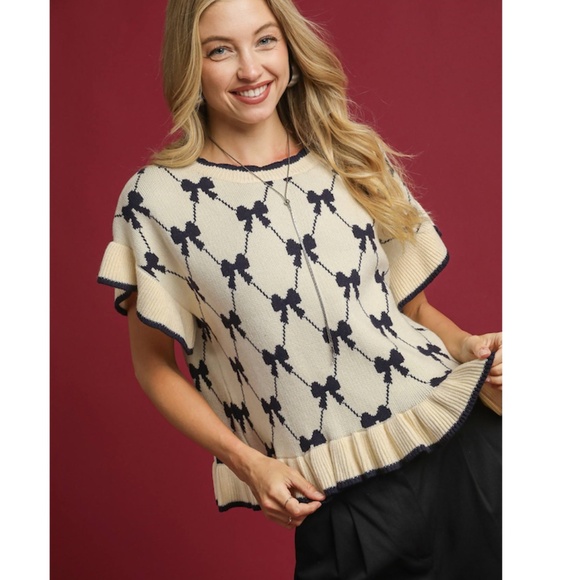 Umgee Cream and Black Bow Sweater - Picture 3 of 3